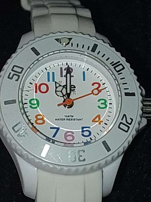 TWO WHITE LADYS ICE WATCHES NEED NEW BATTERIES SOLD AS IS NOT TESTED