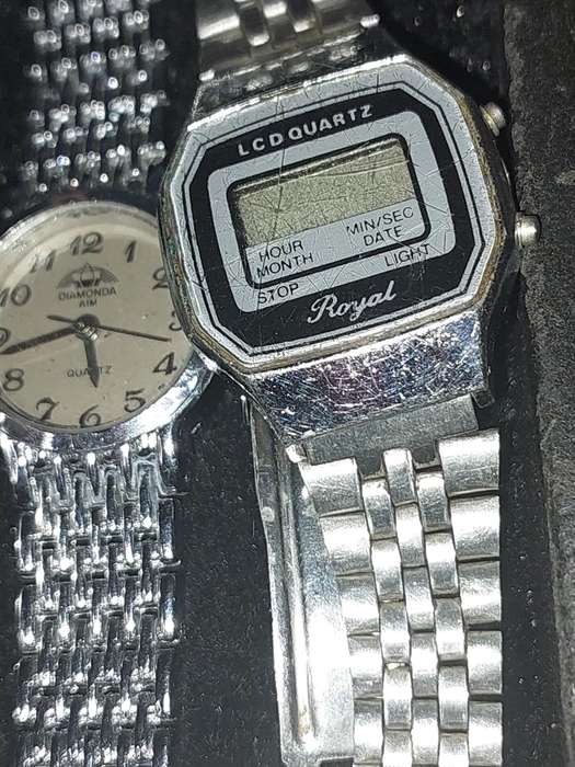 A USED JOBLOT FASHION WATCHES SOLD AS IS NOT TESTED