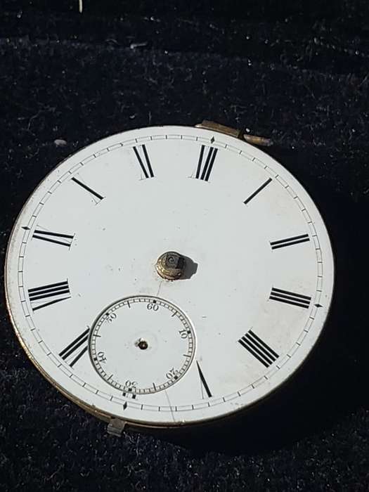 A VINTAGE AND ANTIQUE COLLECTION WATCH MACHINISMS SOLD AS IS