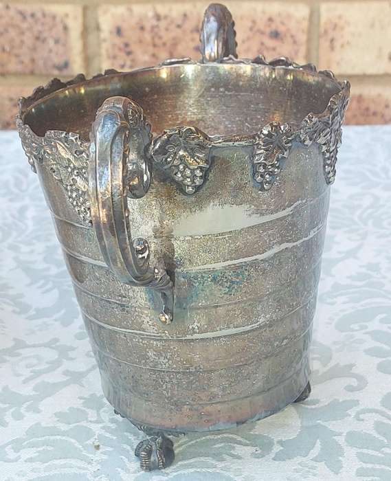 A COLLECTION OF TWO VINTAGE ICE BUCKETS SILVER PLATED SOLD AS IS