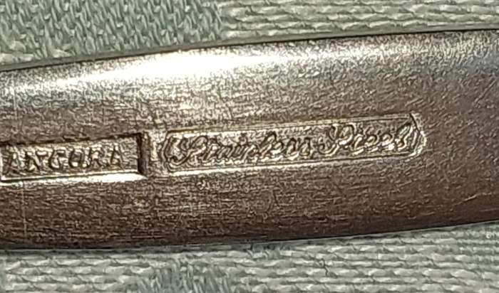 A SET OF ANGORA STAINLESS STEEL MADE IN ENGLAND DESERT FORKS SOLD AS IS R350
