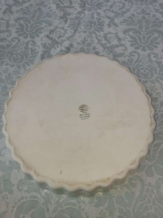 A VINTAGE PILLIVUYT FRANCE , PORCELAINE DEPUIS 181 , 4915 DECOR SPRING , LAVE VAISSELLE TART DISH