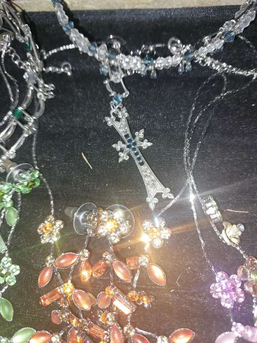 AJOBLOT FANCY COSTUME NECKLACE SETS SOLD AS IS