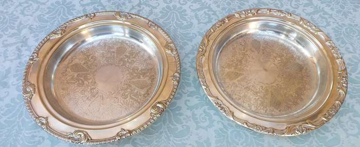 TWO VINTAGE EPNS SERVING PLATTERS SOLD AS IS