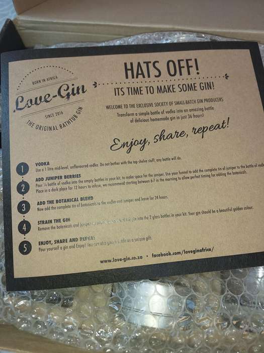 A COMPLETE GIN MAKING KIT SOLD AS IS