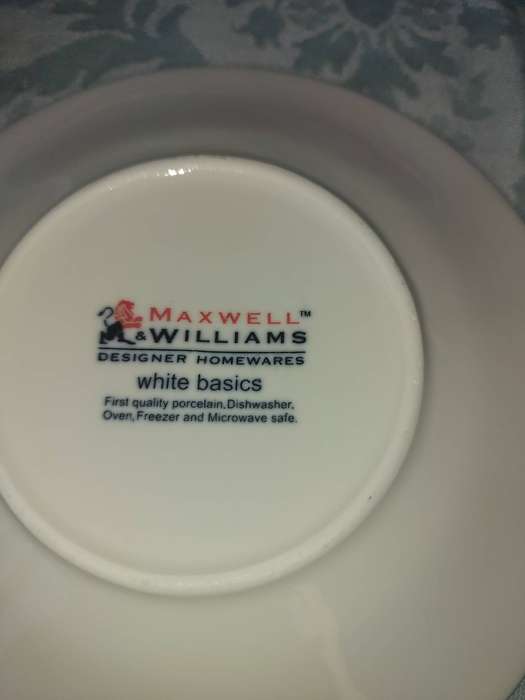 A COLLECTION OF 11 TRIOS MAXWELL AND WILLIAMS BASIC WHITE PORCELAIN SOLD AS IS