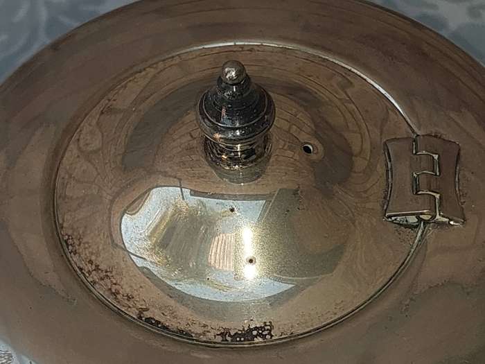 A VINTAGE VIKINGPLATE MADE IN CANADA TEAPOT SOLD AS IS