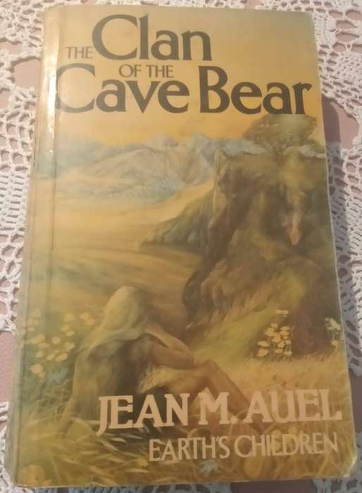 Clan of the Cave Bear Jean M Auel