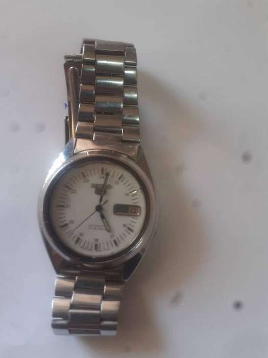 VINTAGE SEIKOS AUTOMATIC MEN'S WATCH