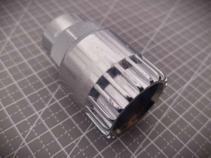 20-Tooth Cartridge Bottom Bracket Tool (Silver)