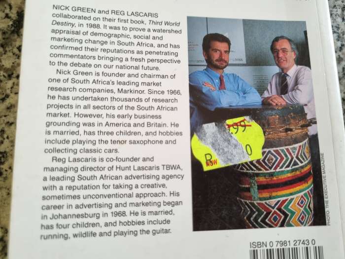 COMMUNICATION IN THE THIRD WORLD Seizing Advertising opportunities in 1990's Nick Green Reg Lascaris
