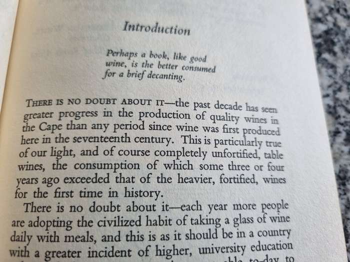 MEET THE CAPE WINES HASTINGS BECK published 1955 ( please note the condition )