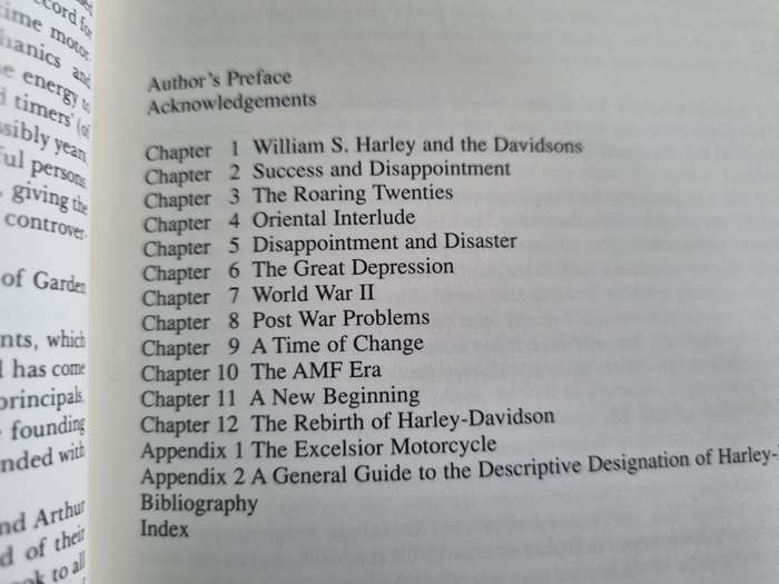 HARLEY DAVIDSON THE MILWAUKEE MARVEL HARRY V SUCHER 5th Revised Edition   (  Motorcycles bikes
