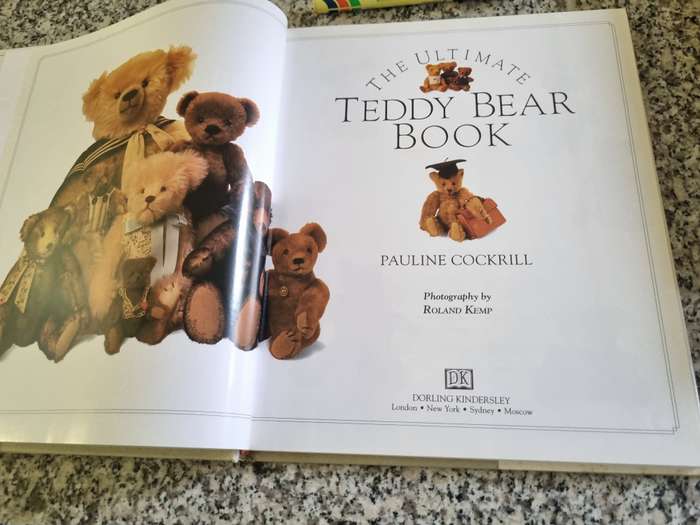 THE ULTIMATE TEDDY BEAR BOOK PAULINE COCKRILL