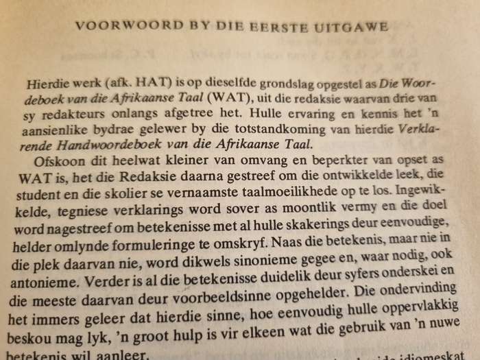 HAT VERKLAENDE HANDWOORDEBOEK VAN DIE AFRIKAANSE TAAL F F ODENDAL Tweede Uitgawe 1985