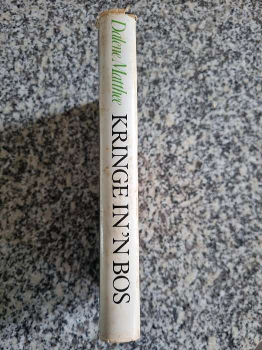 DALENE MATTHEE KRINGE IN 'n BOS