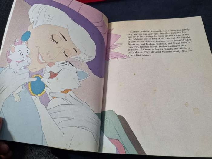 THE ARISTOCATS COLLECTOR'S EDITION WALT DISNEY'S 1995 Collectors