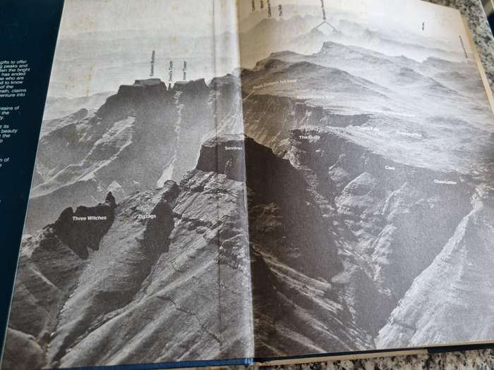 DRAGONS WRATH Drakensberg Climbs Accidents & Rescues R O PEARSE JAMES BYROM ( Dragon's )
