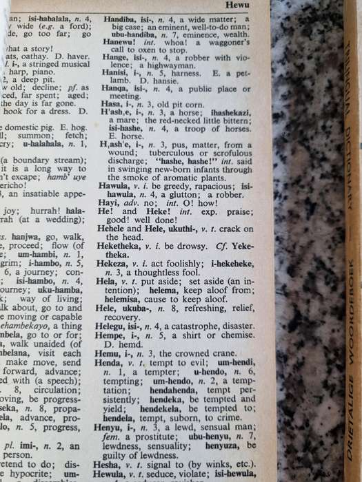 2 BOOKS , A NEW CONCISE XHOSA ENGLISH DICTIONARY J McLAREN plus AFRIKAANS XHOSA ENGLISH TRILINGUAL