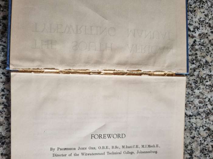 The South African TYPEWRITING MANUAL A A SLATER E M TUCKER & R GUNN Second Edition Circa 1949