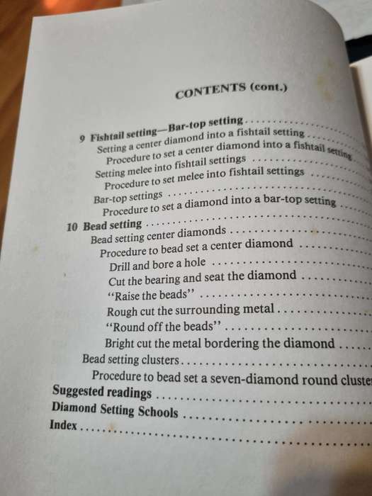 DIAMOND SETTING The professional  Approach ROBERT R WOODING ( Jewelry ring precious stones  Jewelley