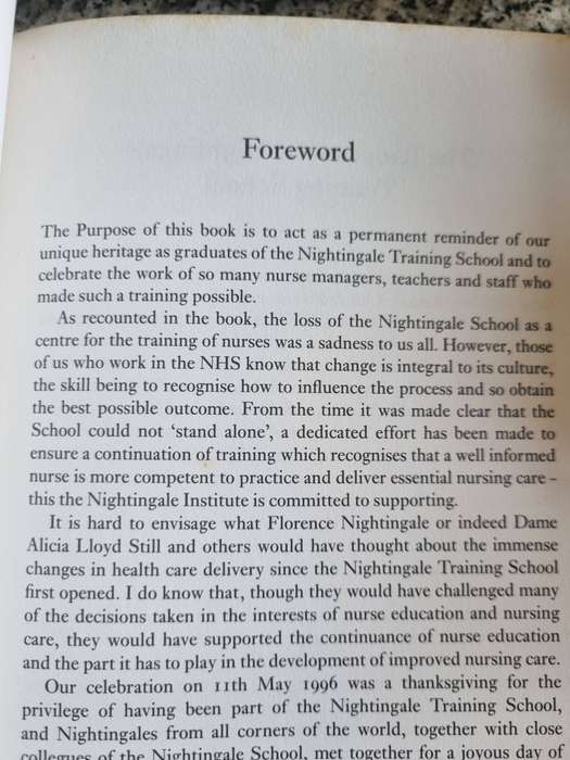 THE NIGHTINGALE SCHOOL 1860 -1996 ROY WAKE (  nursing )