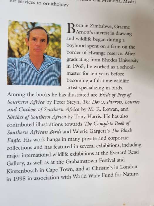 ROBINS OF AFRICA TERRY OATLEY GRAEME ARNOTT (  birds  birdwatching )