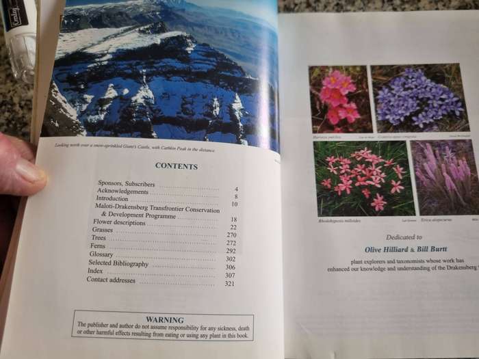 Mountain Flowers  A Field Guide to the Flora of Drakensberg and Lesotho by Elsa Pooley incl. Grasses