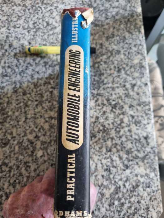 PRACTICAL AUTOMOBILE ENGINEERING Editor STATON ABBEY 4th Edition AN ODHAMS Publication Illustrated