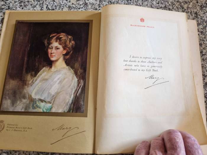 PRINCESS MARY'S GIFT BOOK HODDER & STOUGHTON 1914