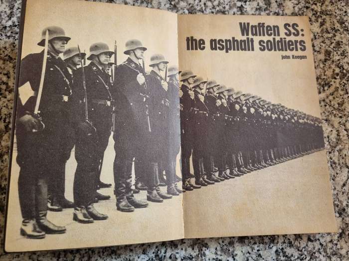 WAFFEN SS The Asphalt Soldiers JOHN KEEGAN Purnell's History of the Second World War