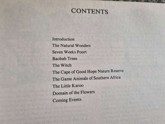 Presented by T V BULPIN SOUTHERN AFRICA Its Natural Wonders Interesting People & Coming Events 1972