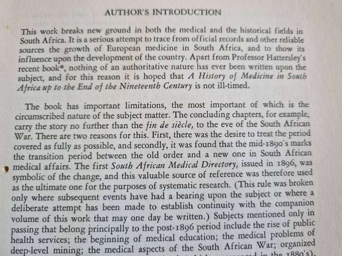 A History of Medicine in South Africa EDMUND H BURROWS (  Poor dust jacket )