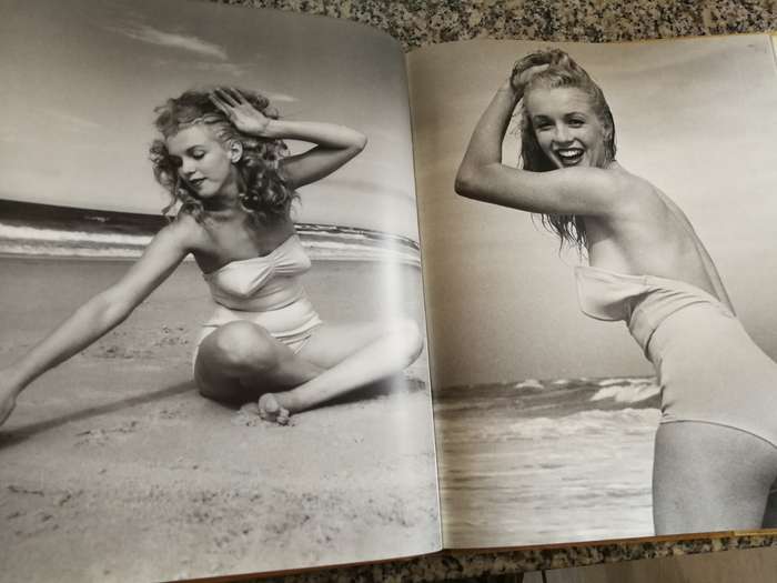 Marilyn Monroe: The Private Album of Andre' de Dienes 1986