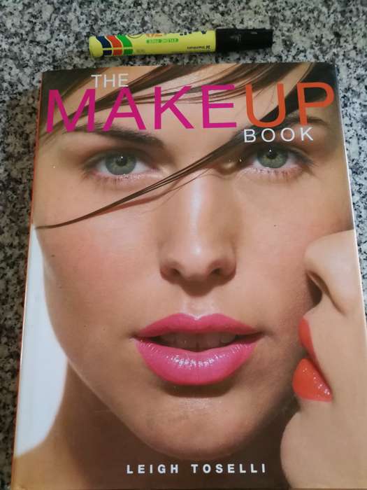 THE MAKEUP BOOK LEIGH TOSELLI (  make up cosmetics beauty  )