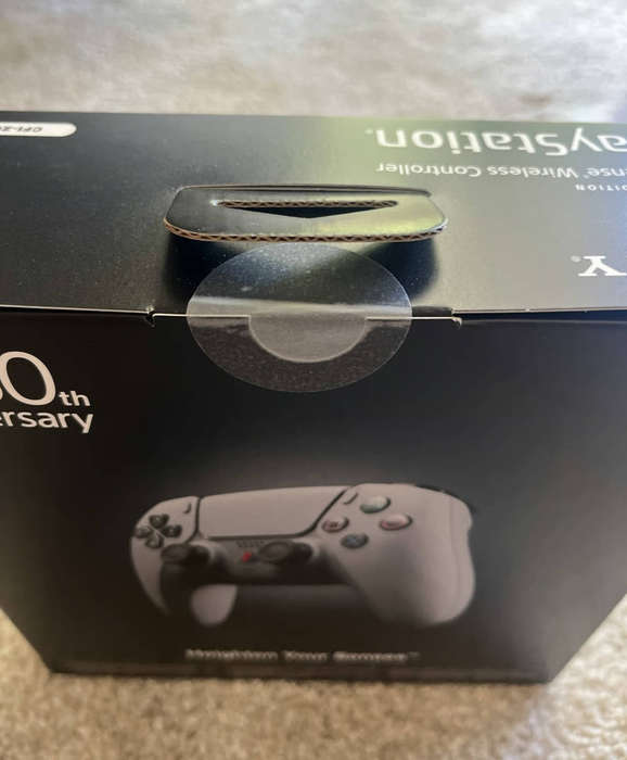 RARE! 30th Anniversary Dualsense (SEALED!)
