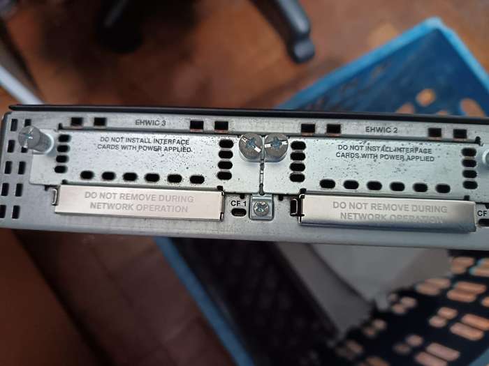 CISCO 2900 SERIES  CISCO 2901 ETHERNET ROUTER Network Switch