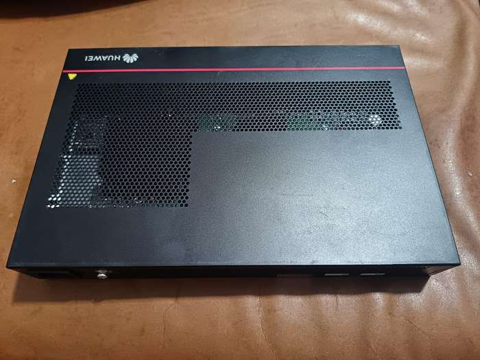 Huawei S5735-L8P4X-QA-V2  Network Switch