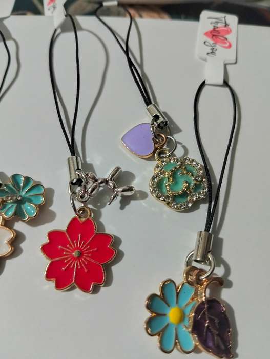 x4 Pcs Phone Charms Keychain