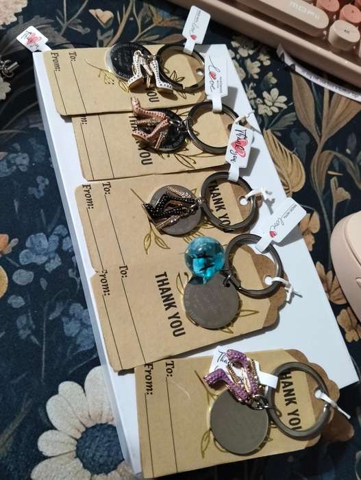 x2 Pcs Keychain - Daughter and Son