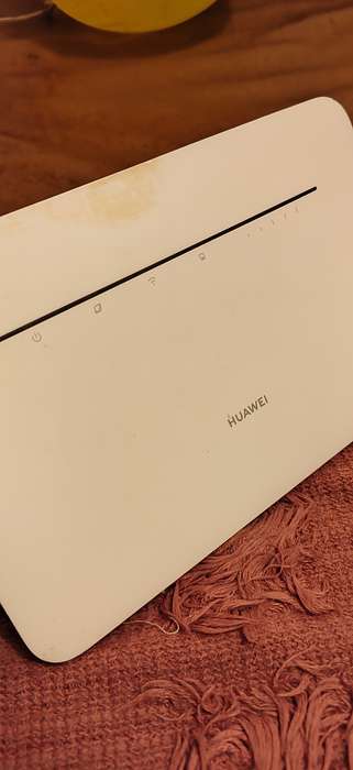 Latest Huawei 4G Router 3 Pro model B535 (It take a SIM CARD) up 64 users