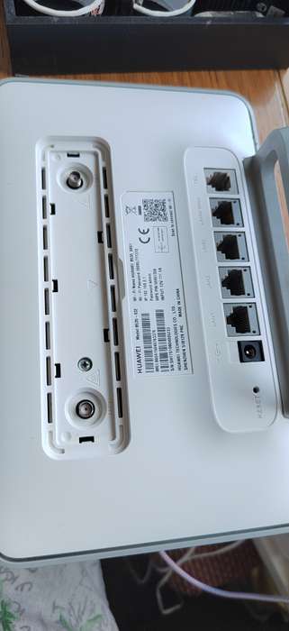 Latest Huawei 4G Router 3 Pro model B535 (It take a SIM CARD) up 64 users