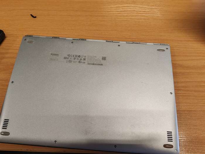 Lenovo  YOGA 3 PRO-1370 - Laptop