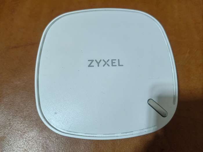 ZYXEL LTE3202-M432 ROUTER (It take a SIM CARD)