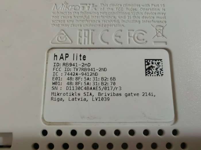 MikroTik hAP lite -  network switch (It does not take a SIM CARD)