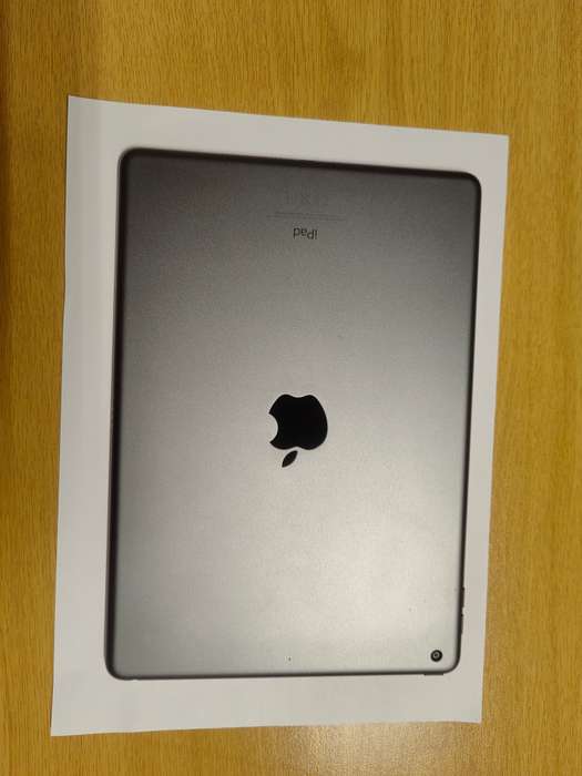 IPad 7th Gen  32GB Wifi