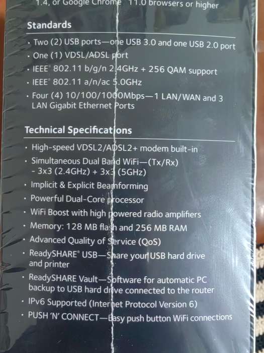 NETGEAR Nighthawk AC1900 model D7000v2, Doesn`t take a sim - SEALED