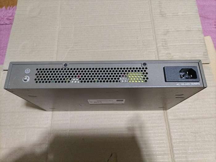 Tenda TEG1024D network switch
