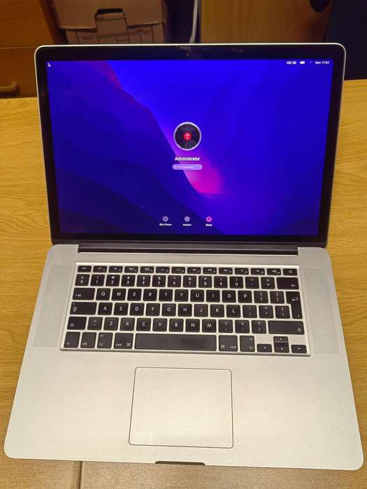 MacBook Pro, 15inch 2015 256GB SSD and 16GB RAM