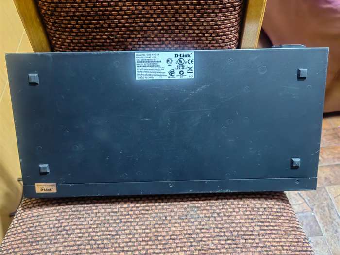 D-LINK  SWITCH DGS-1210-24